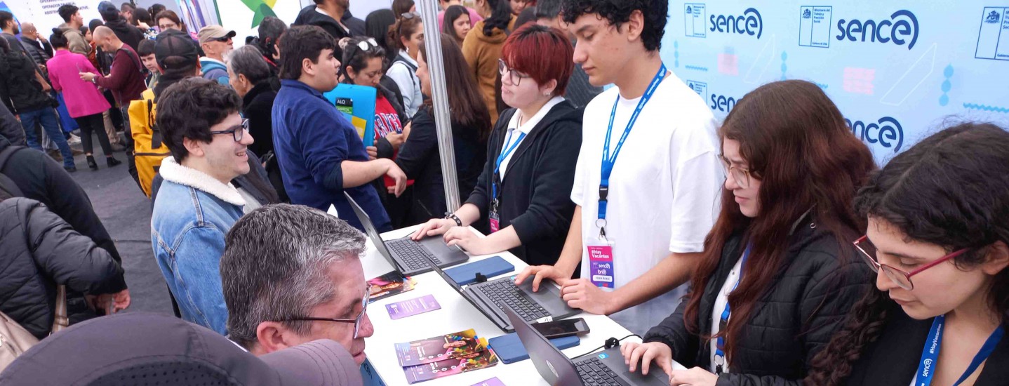 Feria Laboral SENCE Ñuble 2025: más de 7.000 vacantes y 30 empresas impulsan la empleabilidad regional