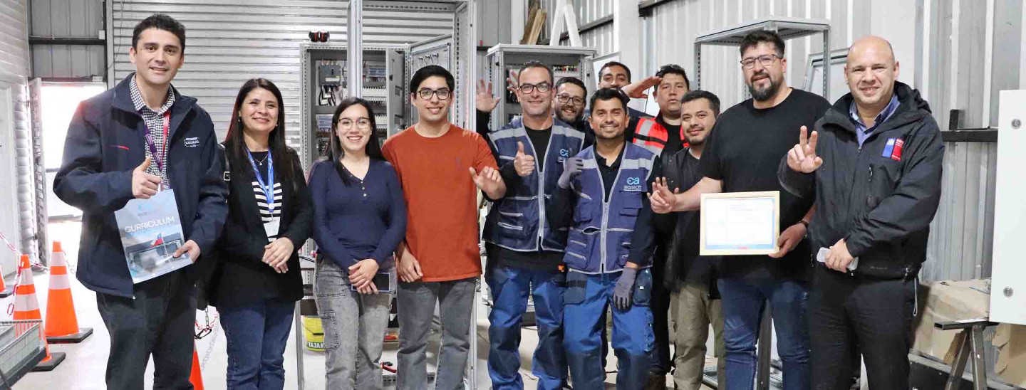 SENCE Biobío valoró aporte de empresa de la zona en inserción de ex trabajador de Huachipato