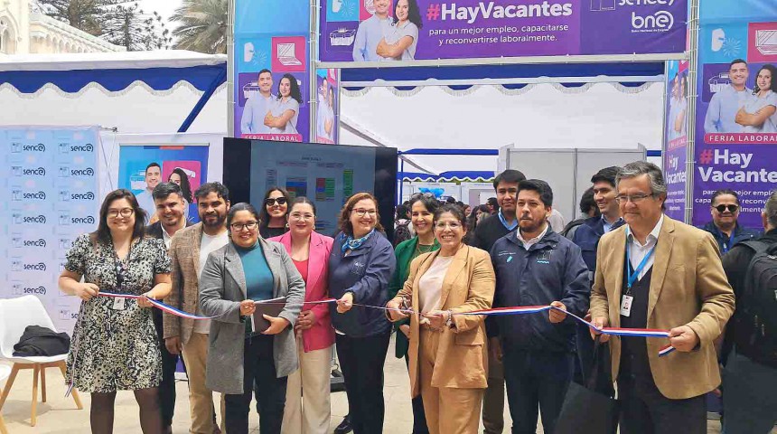 Más de 2 mil personas asistieron a la Feria Laboral regional efectuada en Viña del Mar