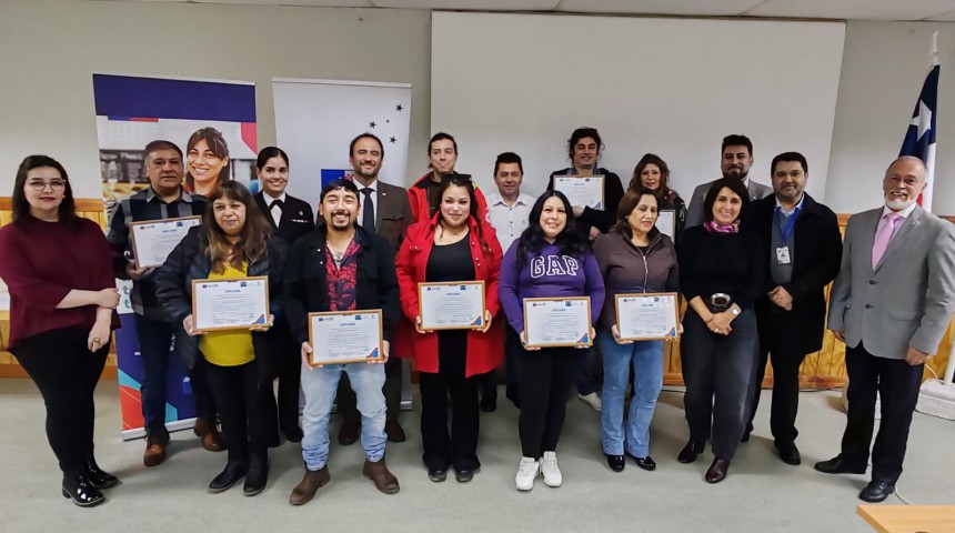 Con un 100% de empleabilidad: Certifican a trabajadoras y trabajadores portuarios de Punta Arenas tras curso de seguridad