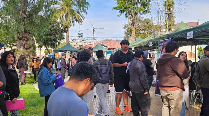 Más de 900 oportunidades laborales en ferias de Vallenar y Diego de Almagro