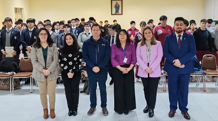 OMIL y SENCE Magallanes realizan Taller de Habilitación Laboral a estudiantes de 4° medio del Instituto Don Bosco de Punta Arenas